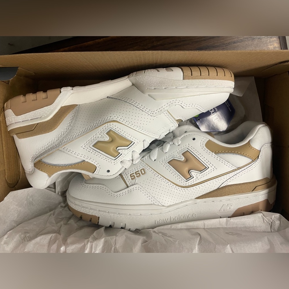New Balance 550 Men’s size 9